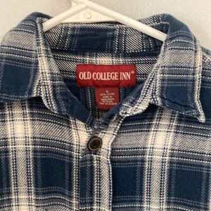 Old College Inn button down flannel shirt small in good shape
